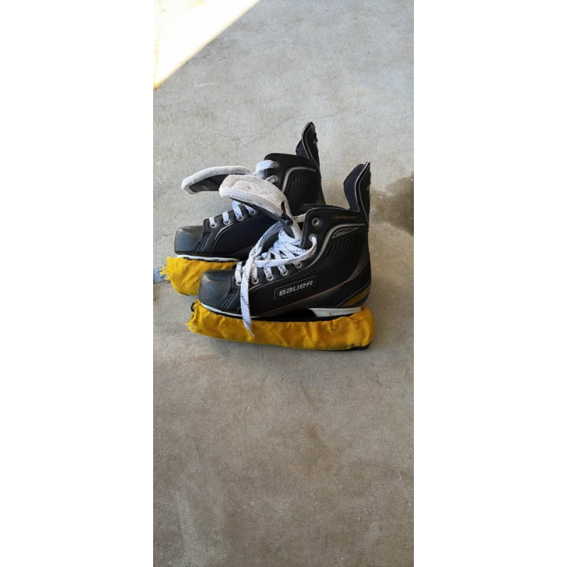 Bauer Supreme Ice Hockey skates size 6