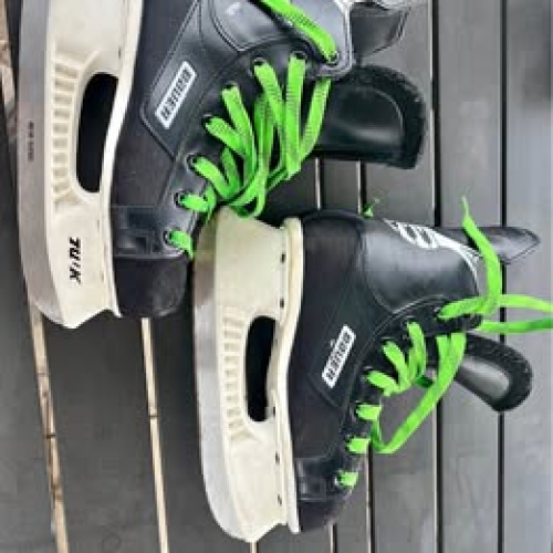 Bauer Hockey skates US2R
